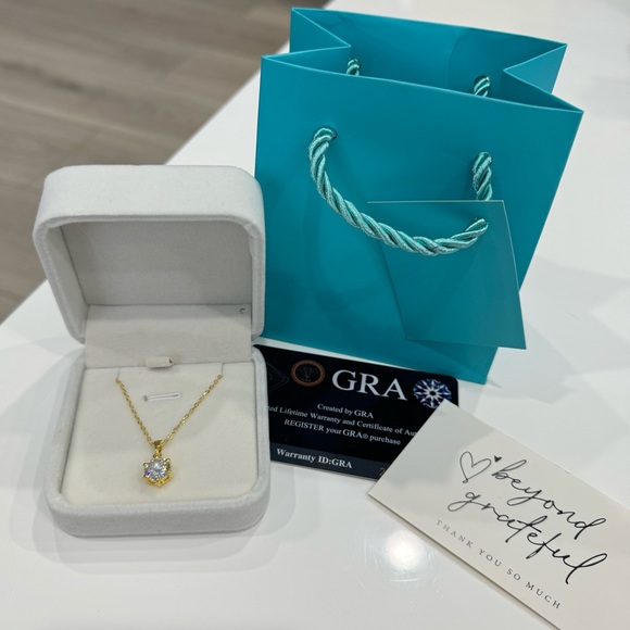 2CT YELLOW GOLD MOISSANITE PENDANT NECKLACE - Picture 3 of 10